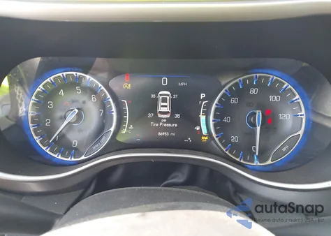 2023 Chrysler Pacifica Touring L из США, поврежденный, VIN 2C4RC1BG0PR546859